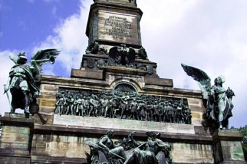 14-06.07. Niederwalddenkmal bei Ruedesheim